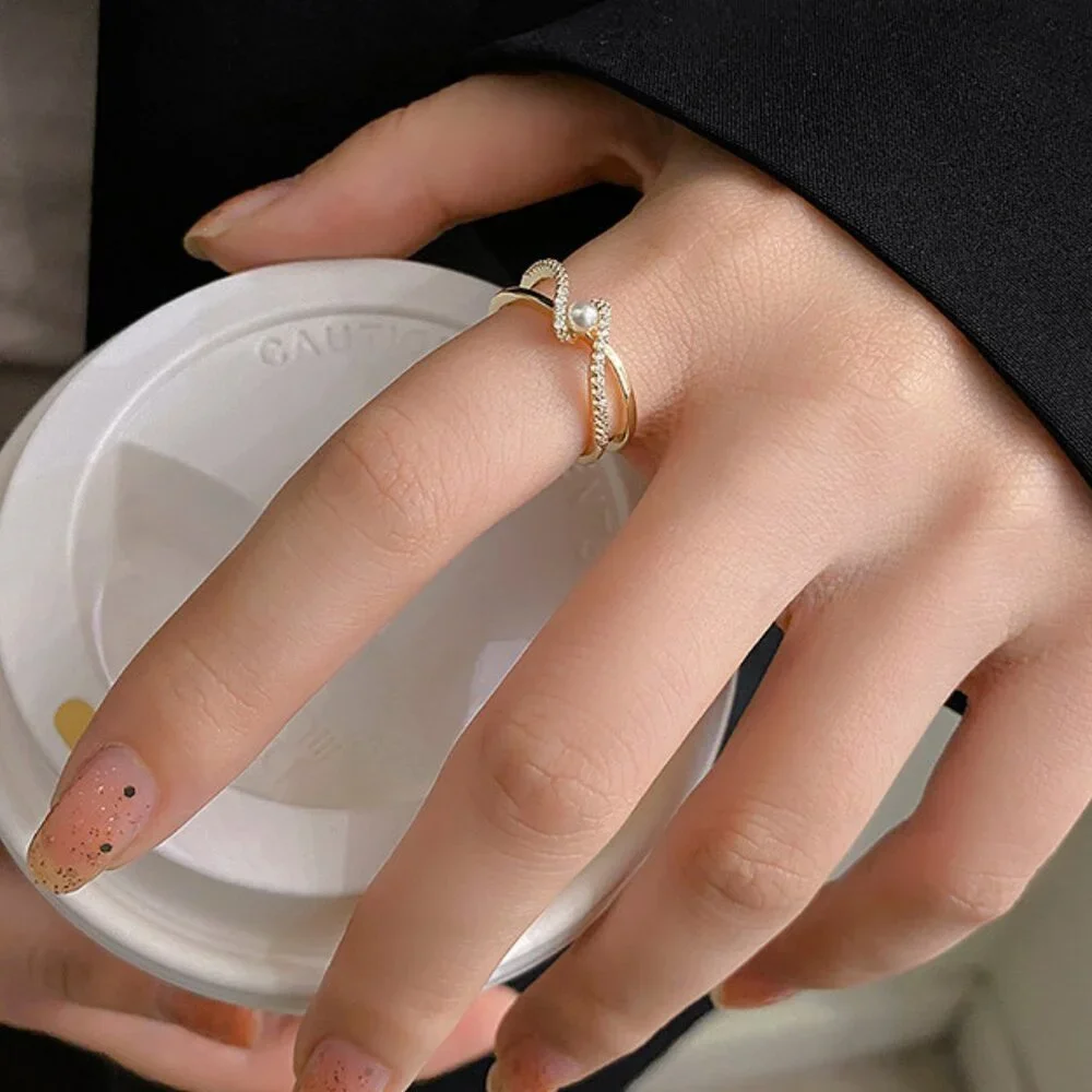 Women’s Pearl & Rhinestone Cross Design Adjustable Ring